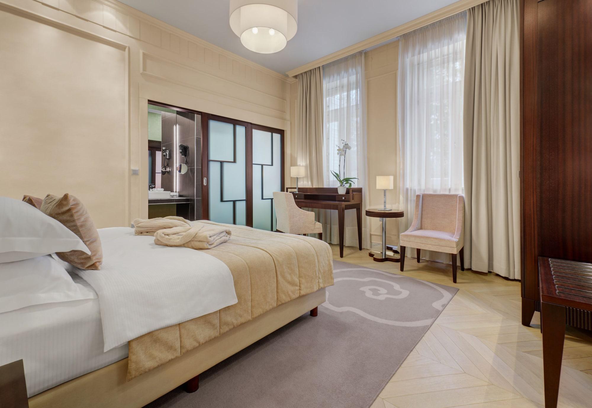 רוגאסקה סלאטינה Hotel Aleksander Medical & Spa מראה חיצוני תמונה