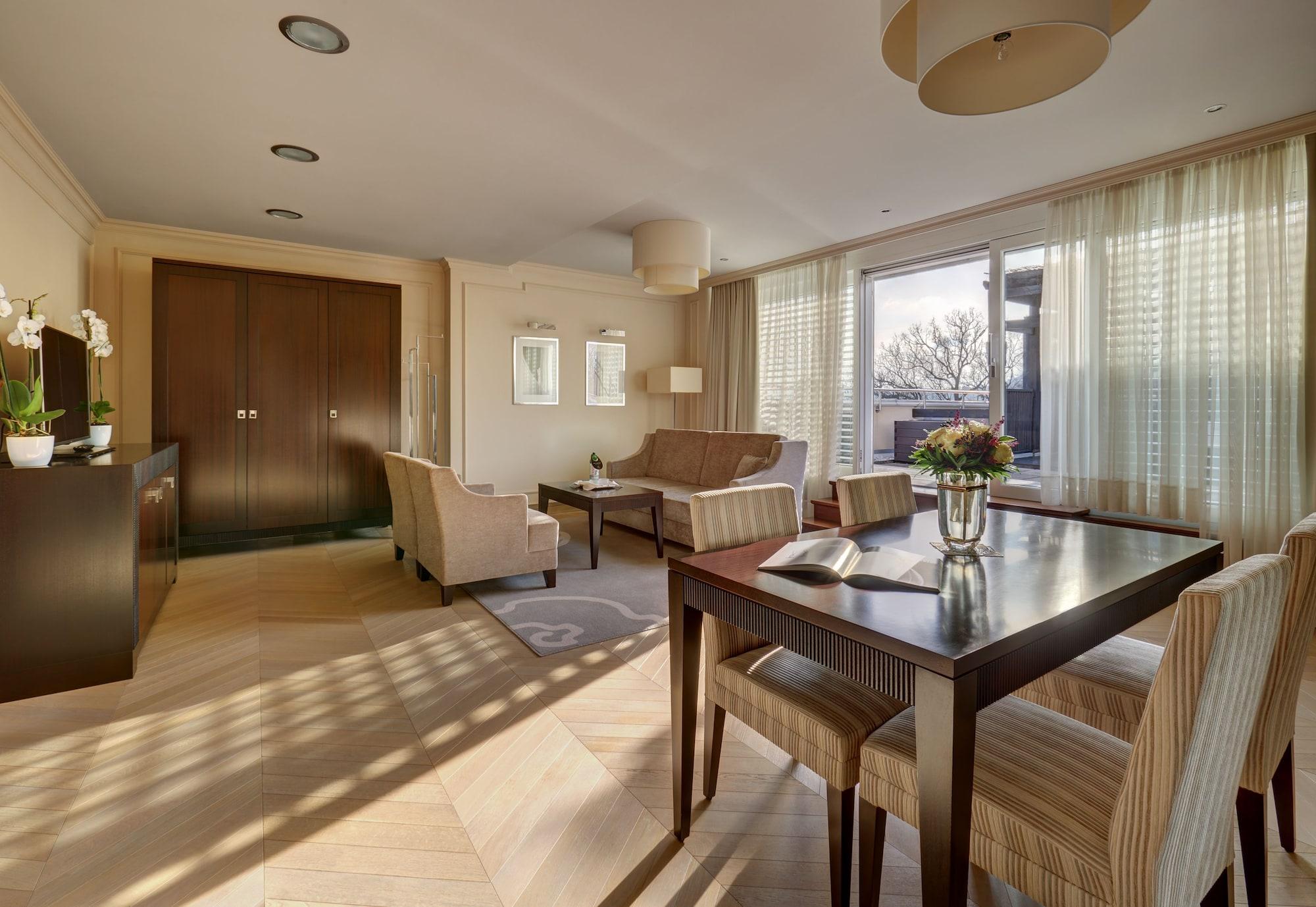 רוגאסקה סלאטינה Hotel Aleksander Medical & Spa מראה חיצוני תמונה